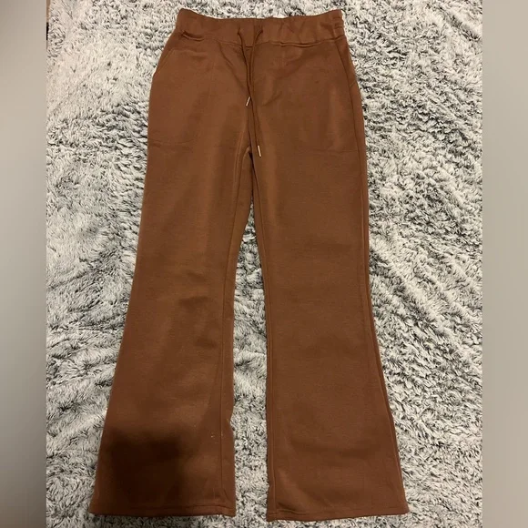 Amazon set - Picture 3 of 4